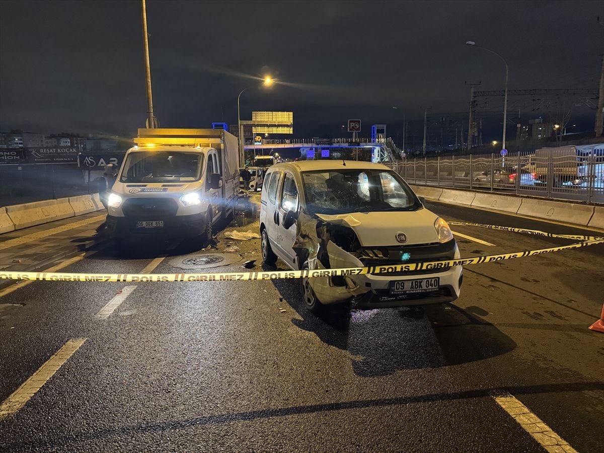 Merakla takip edilen bu gelişmede, Kaza Celal Bayar Bulvarı’nda Meydana