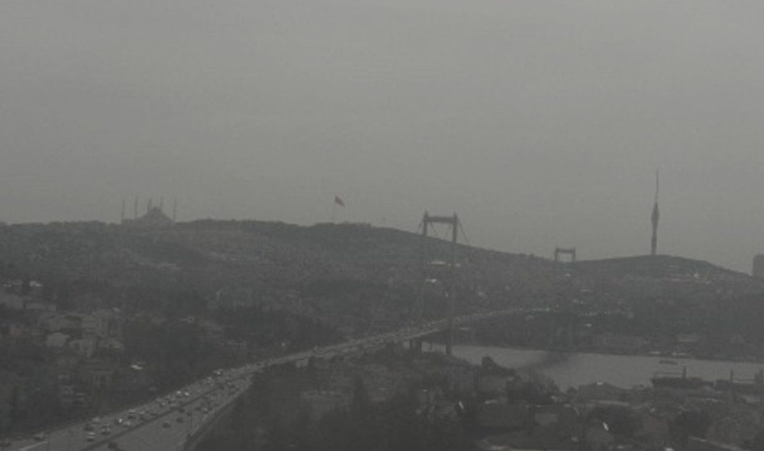 Cezayir Çöl Tozları İstanbul’a Ulaştı: Hava Kalitesi ve Sağlık Uyarıları Son dakika bilgilerine göre, Çöl Tozu İstanbul Semalarında Kuzey Afrika’dan