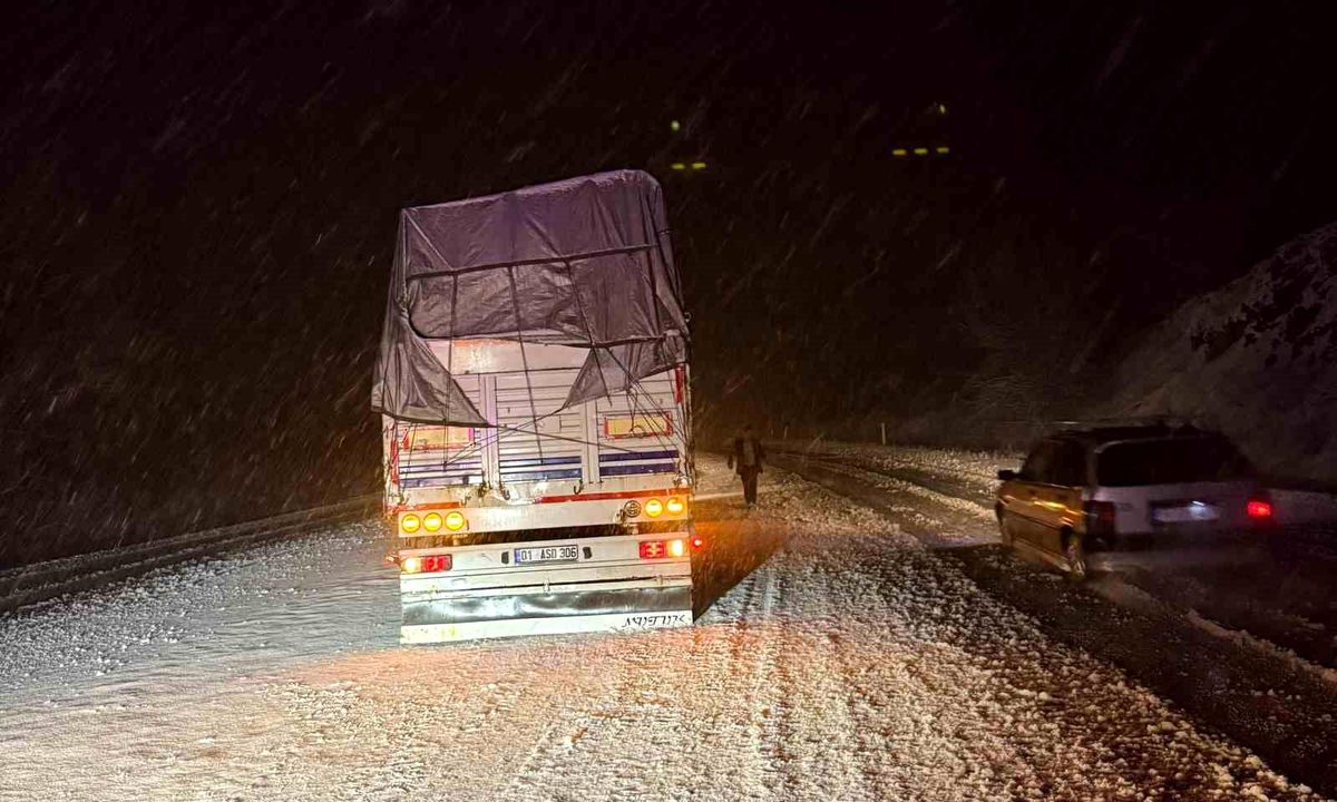 Kamuoyunu yakından ilgilendiren bu haberde, Çorum’un Alaca İlçesinde Kar Yağışı