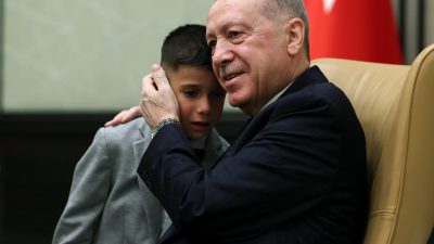Merakla takip edilen bu gelişmede, Cumhurbaşkanı Recep Tayyip Erdoğan, 23