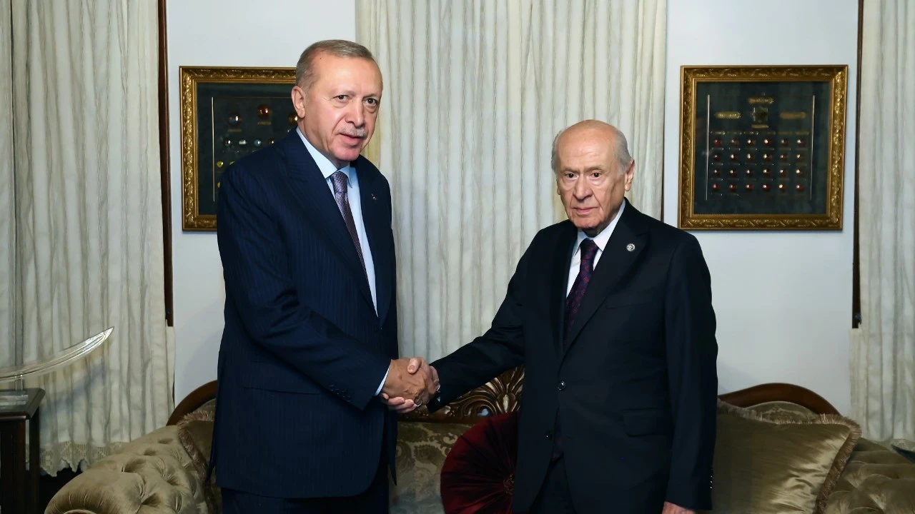 Yetkili kaynaklardan gelen bilgilere göre, Cumhur İttifakı Liderleri Külliye’de Bir