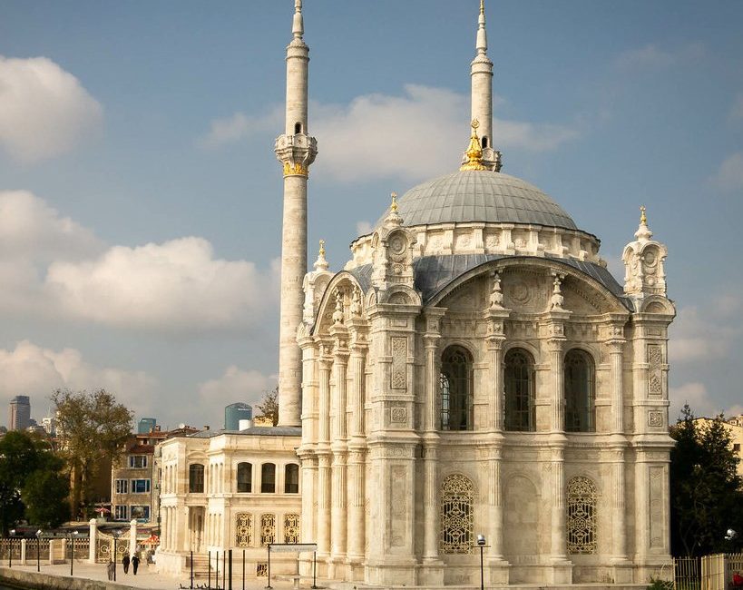 Gündeme gelen son gelişmelere göre, Cuma Hutbesinde Yürek Dağlayan Çağrı