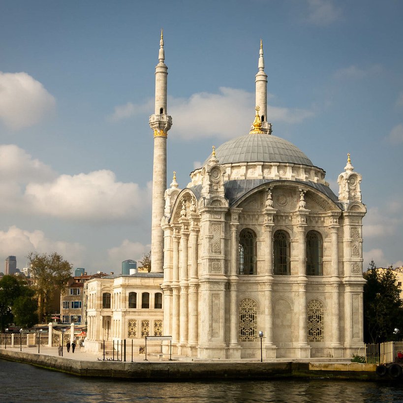 Gündeme gelen son gelişmelere göre, Cuma Hutbesinde Yürek Dağlayan Çağrı