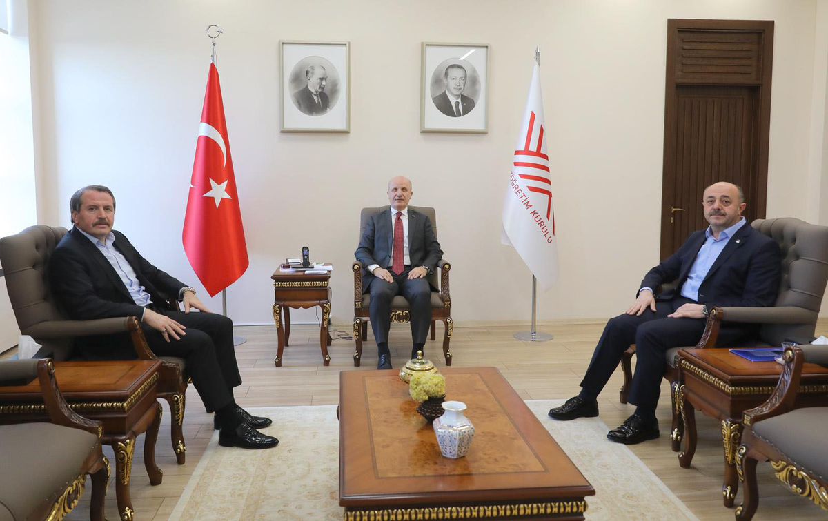 Gündeme gelen son gelişmelere göre, Eğitim Bir Sen Genel Başkanı