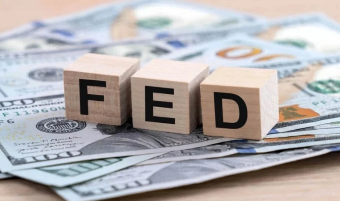 Fed’den Çift Yönlü Faiz Sinyali: Hem Artış Hem İndirim Senaryoları Masada Yetkili kaynaklardan gelen bilgilere göre, Fed Tutanakları İki Senaryoyu Birden