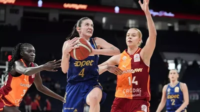 Kamuoyunu yakından ilgilendiren bu haberde, Fenerbahçe Opet Tarihi Zafere Ulaştı