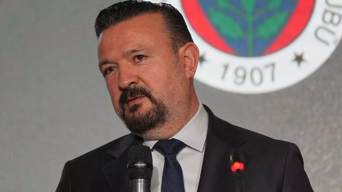 Merakla takip edilen bu gelişmede, Fenerbahçe, yeni sezon transfer çalışmalarında