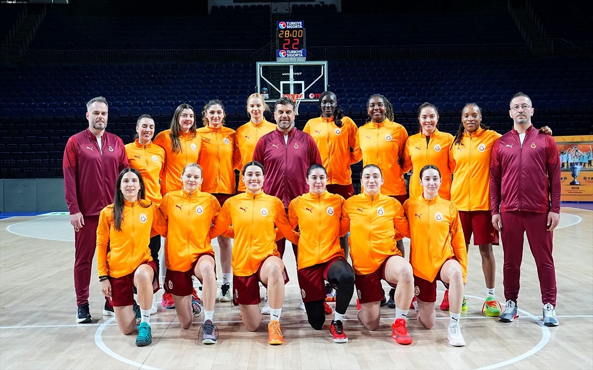 Son dakika bilgilerine göre, Galatasaray Çağdaş Faktoring Kadın Basketbol Takımı,