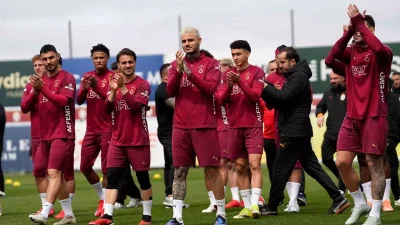 Son dakika bilgilerine göre, Galatasaray, şampiyonluk yolunda taraftarıyla güç birliği