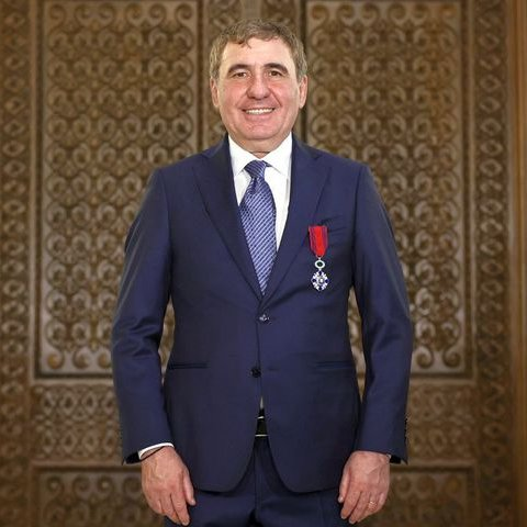 Son dakika bilgilerine göre, Hagi’nin Farul Constanța Kariyeri Sürüyor Romanya’nın