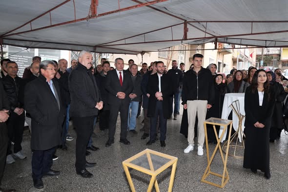 Harekete geçildi: Dinar’da Yeni Diyetisyen Ofisi Açıldı: Sağlıklı Yaşam Hizmeti başlıyor Tüm gözlerin çevrildiği bu gelişmede, Dinar ilçesi, sağlıklı yaşam ve