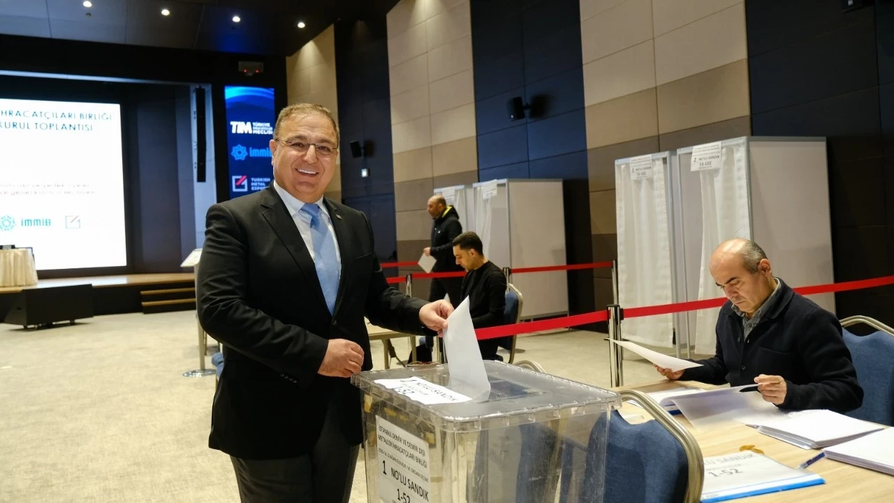 Son dakika bilgilerine göre, Çetin Tecdelioğlu yeniden İDDMİB başkanı seçildi