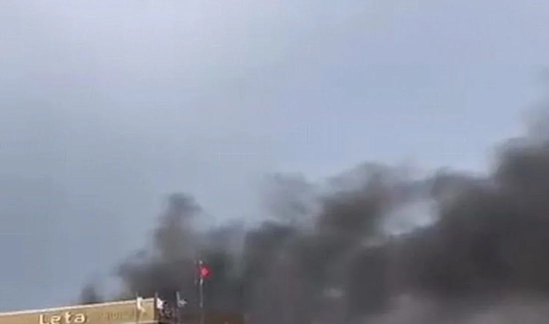 İnegöl’de Mobilya Fabrikasında Yangın: 1 Saatte Kontrol Altına Alındı Son dakika bilgilerine göre, İnegöl Mobilya OSB’de Endüstriyel Yangın Bursa’nın