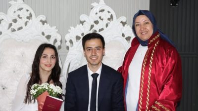 Gündeme gelen son gelişmelere göre, İscehisar’da Mutlu Nikah Töreni Afyonkarahisar’ın