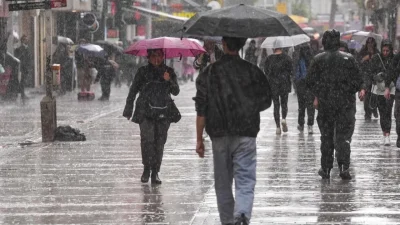 Merakla takip edilen bu gelişmede, İstanbul Valiliği, Meteoroloji Genel Müdürlüğü’nün