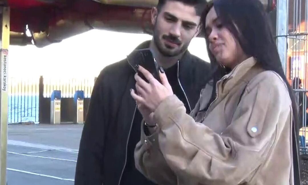 İstanbul’da Yabancı Turistlerin İlgi Odağı Olan Kestaneci Alper Temel Kamuoyunu yakından ilgilendiren bu haberde, İstanbul’un Sosyal Medya Yıldızı Kestaneci