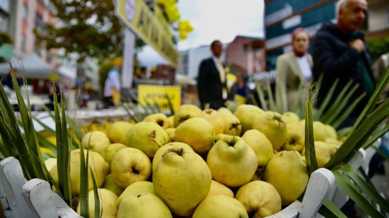 Merakla takip edilen bu gelişmede, İzmir’de Piyasa Denetimi: Temel Gıdalarda