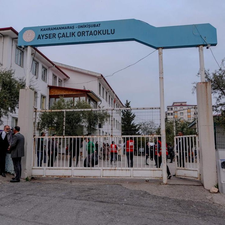 Merakla takip edilen bu gelişmede, Okul kapatıldı, öğrenciler nakledilecek Kahramanmaraş’ın