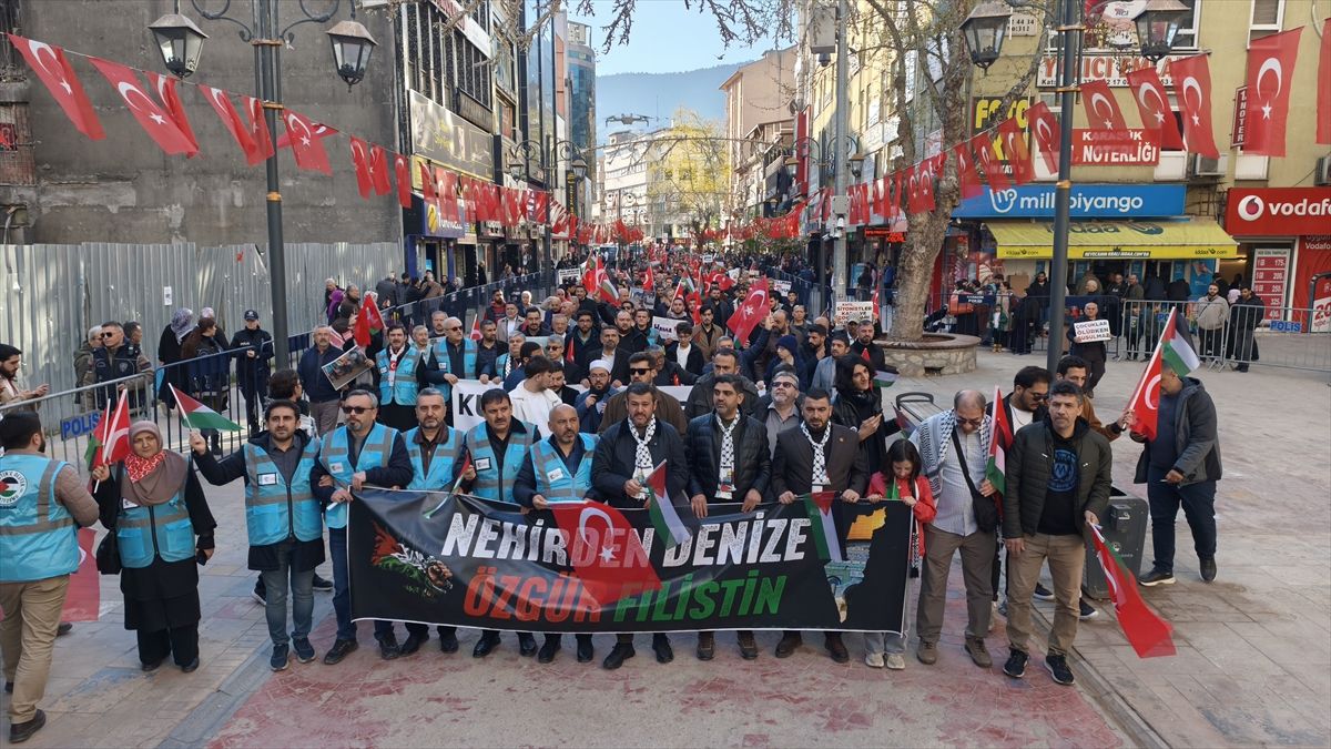 Merakla takip edilen bu gelişmede, Karabük’te, İsrail’in Gazze’ye yönelik saldırılarına