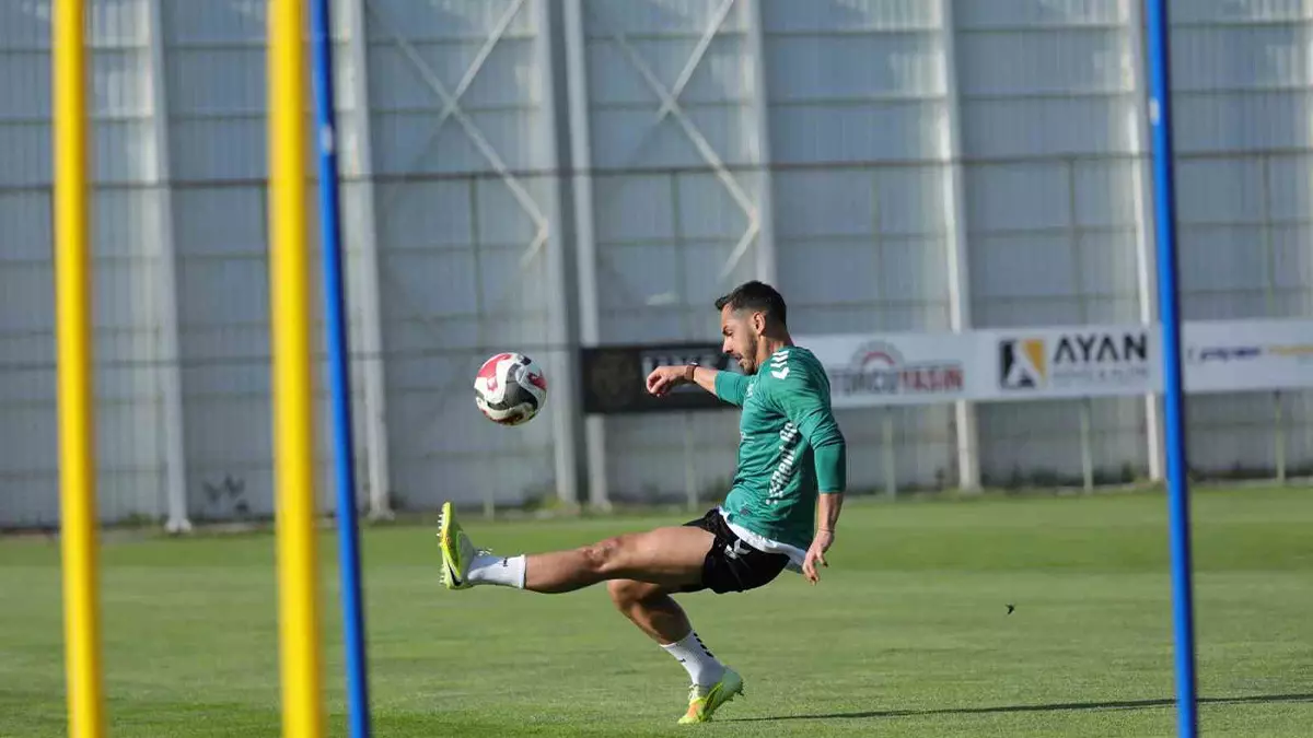 Yetkili kaynaklardan gelen bilgilere göre, Konyaspor’dan Fenerbahçe Maçı Öncesi Son