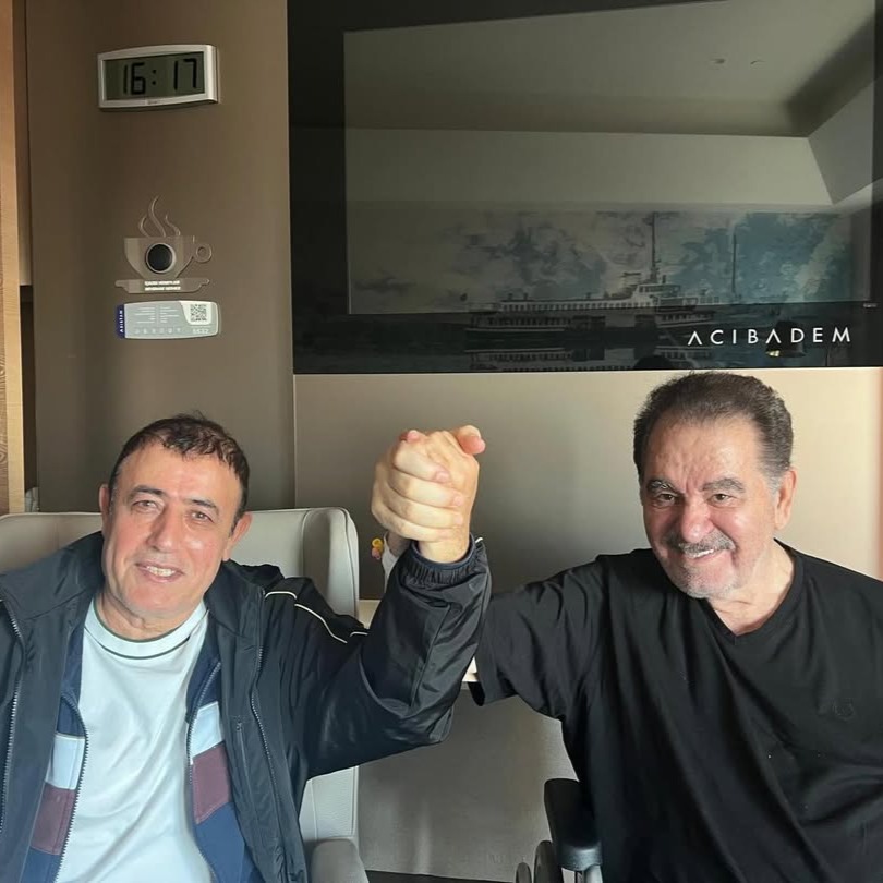 Mahmut Tuncer’den İbrahim Tatlıses’e Hastane Ziyareti