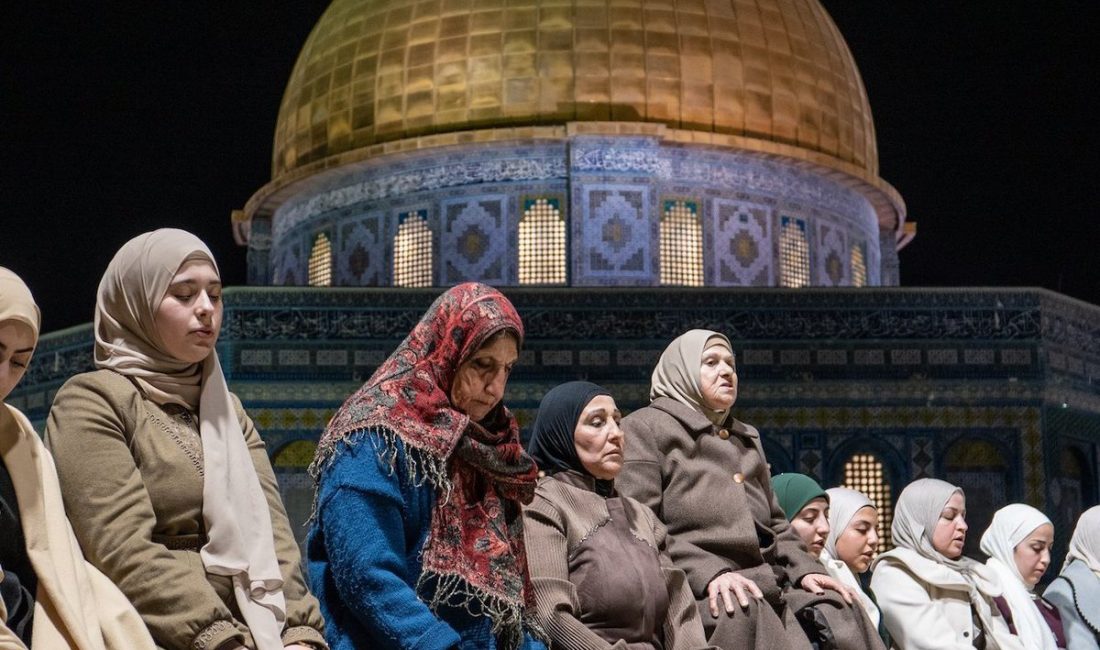 Mescid-i Aksa Yeniden Açılıyor: İbadete Kapanış Son Buldu Yapılan açıklamalar doğrultusunda, Kudüs’te Tarihi Karar: İbadet Yasağı Kalkıyor Kudüs