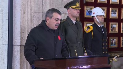 Yetkili kaynaklardan gelen bilgilere göre, Milli Eğitim Bakanı Yusuf Tekin,