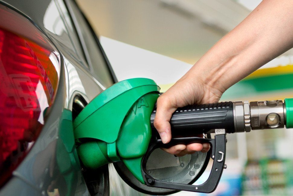 Motorin Fiyatlarına 3 Lira 32 Kuruş Zam Beklentisi Gündeme gelen son gelişmelere göre, Motorin Fiyatlarında Beklenen Zam NTV’nin