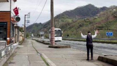Tüm gözlerin çevrildiği bu gelişmede, Of’ta çay fabrikası çalışanı tur