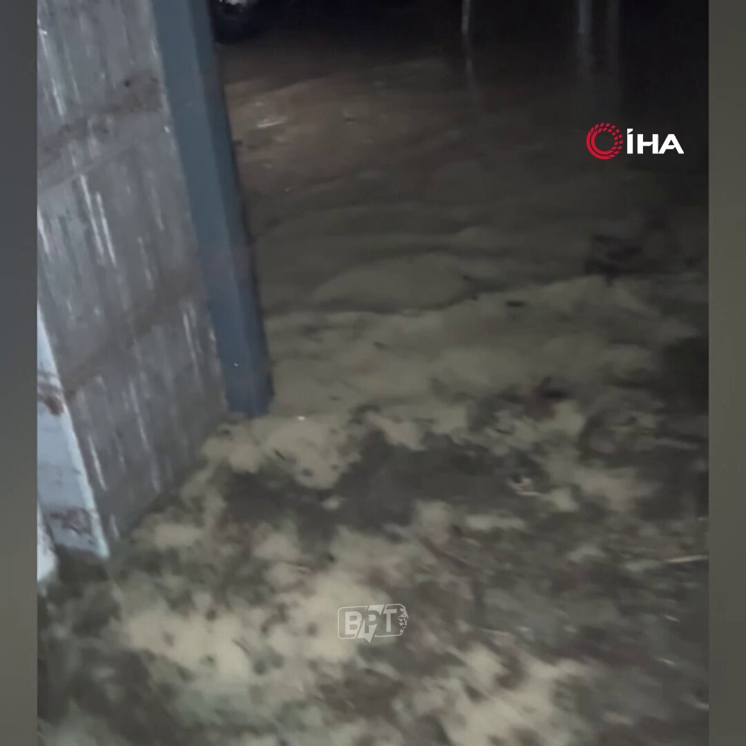 Son dakika bilgilerine göre, Of’ta çay fabrikası çalışanı tur otobüslerini