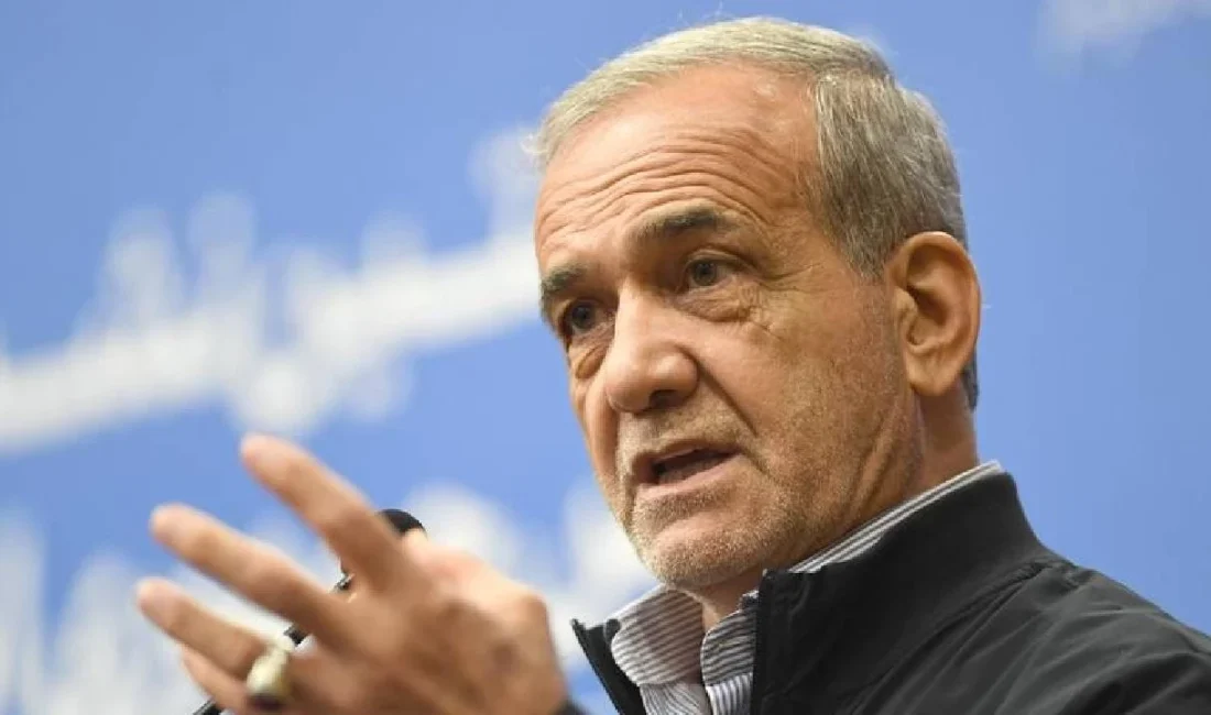 Pezeşkiyan’dan Ateşkes Mesajı: İran’dan Sert Uyarı Yetkili kaynaklardan gelen bilgilere göre, İran-Pakistan Liderleri Telefonda Ateşkesi Görüştü