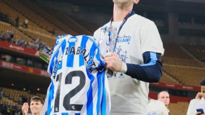 Tüm gözlerin çevrildiği bu gelişmede, Real Sociedad futbol takımı, Kral