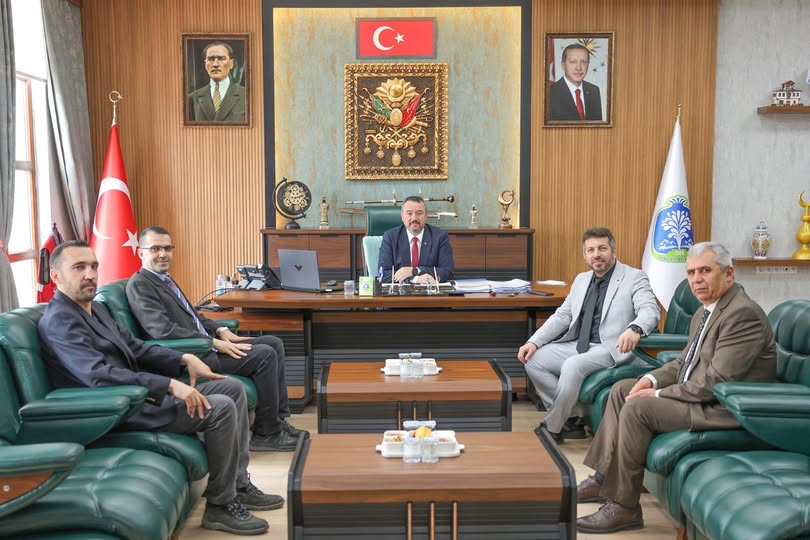 Merakla takip edilen bu gelişmede, Sandıklı Uygulamalı Bilimler Yüksekokulu yönetim