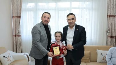 Merakla takip edilen bu gelişmede, Sandıklı Belediye Başkanı Adnan Öztaş