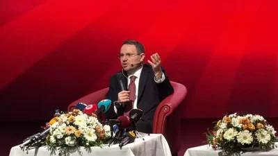 Kamuoyunda büyük yankı uyandıran bu haberde, Sosyal medyada kimlik devrimi: