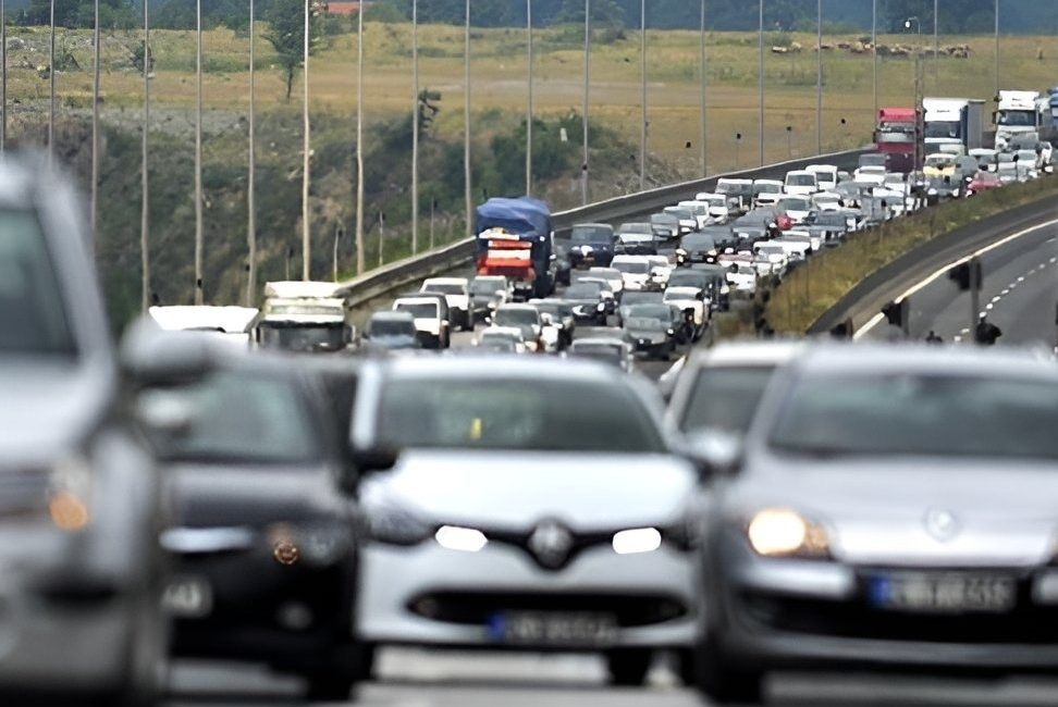 Trafik Kanunu Değişti: Araç Ekipmanlarında Yeni Dönem Yapılan açıklamalar doğrultusunda, Araç Ekipmanlarında Yeni Dönem Başlıyor Karayolları Trafik