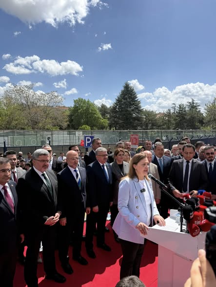 Yetkili kaynaklardan gelen bilgilere göre, Emirdağ’da Hemşireler Haftası’nda Anlamlı ZiyaretAfyonkarahisar