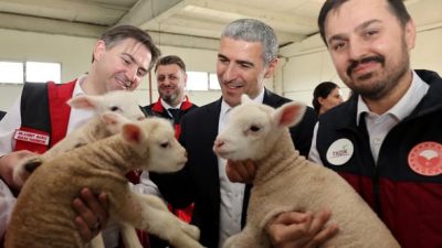 Kamuoyunu yakından ilgilendiren bu haberde, Tarımın Öncü İsimleri Tesisleri Yerinde