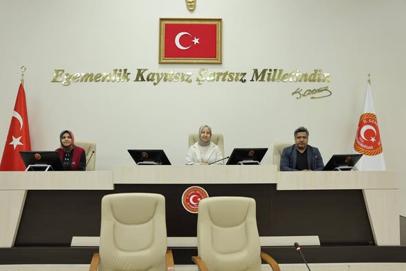Son dakika bilgilerine göre, Afyonkarahisar İli Sahipsiz Hayvanları Koruma Birliği