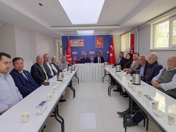 Tüm gözlerin çevrildiği bu gelişmede, MHP Afyonkarahisar’dan Bayram Ziyaretçilerine TeşekkürSiyasi
