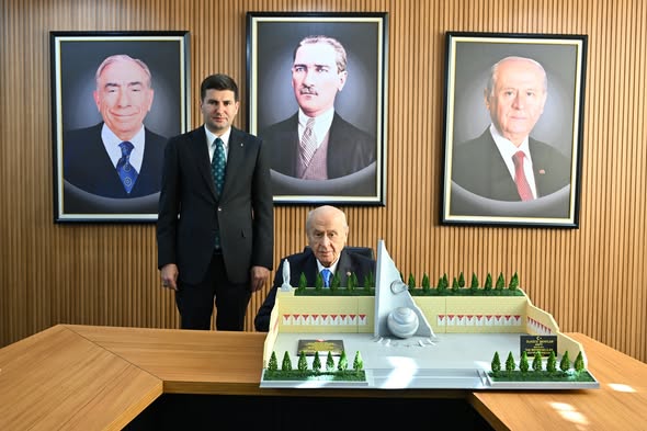 Yetkili kaynaklardan gelen bilgilere göre, Bahçeli Ülkü Ocakları Vakfı’nı Ziyaret