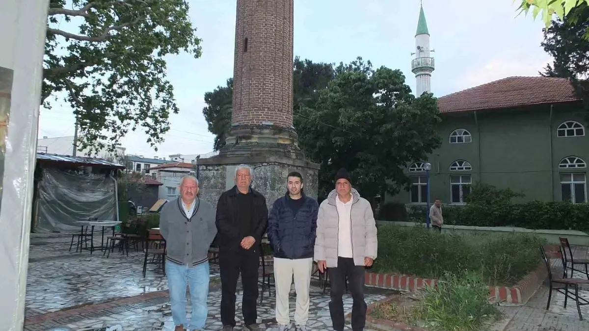 Balıkesir’deki Tarihi Çerkez Minaresi: Cami Yok Ama Minare Dimdik Ayakta