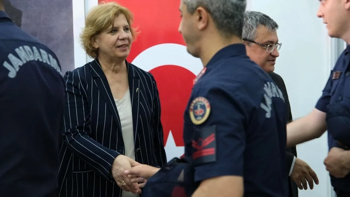 Yalova’nın Çiftlikköy ilçesinde, Kurban Bayramı öncesi geleneksel bayramlaşma töreni yoğun