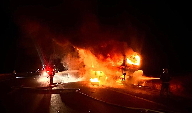 Denizli’nin Sarayköy ilçesinde meydana gelen feci trafik kazasında, bir yolcu