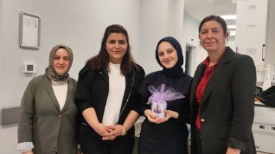 Kamuoyunu yakından ilgilendiren bu haberde, Emirdağ’da Ebeler Onurlandırıldı Emirdağ Belediyesi,