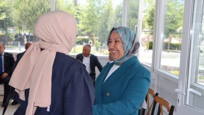 Merakla takip edilen bu gelişmede, İscehisar’da bayram geleneği protokol katılımıyla