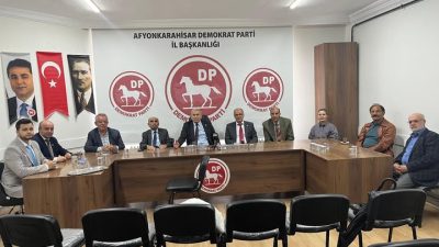 Yapılan açıklamalar doğrultusunda, Çay İlçe Teşkilatı Bayramlaşma Programında Turgay Şahin’den
