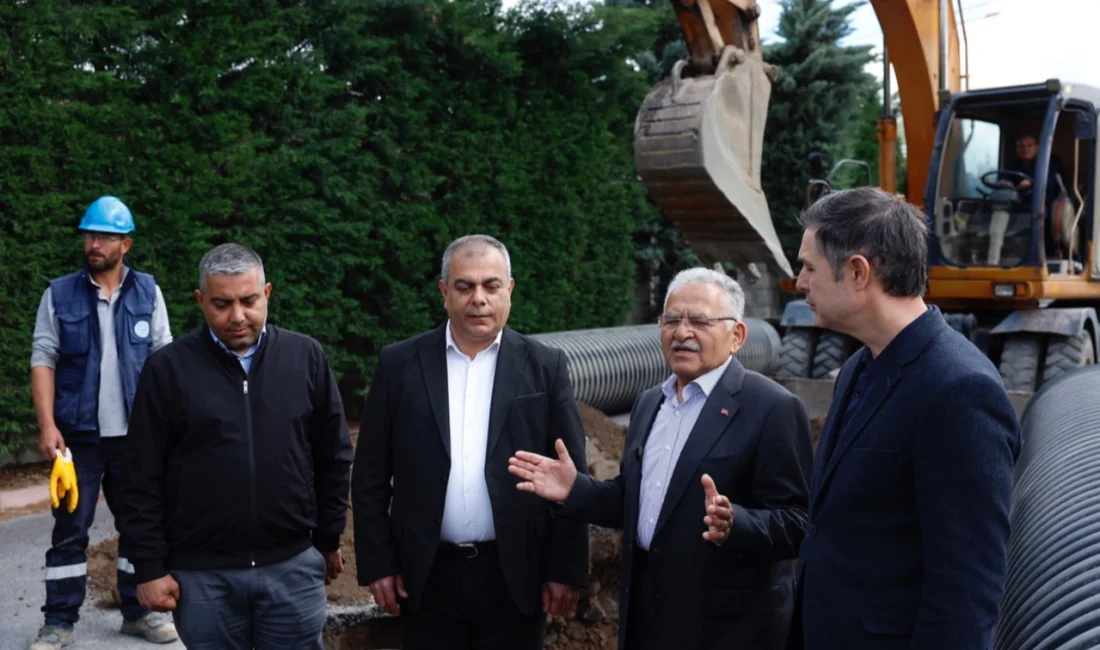 Kayseri Büyükşehir Belediye Başkanı Dr. Memduh Büyükkılıç, Erenköy Mahallesi’nde KASKİ