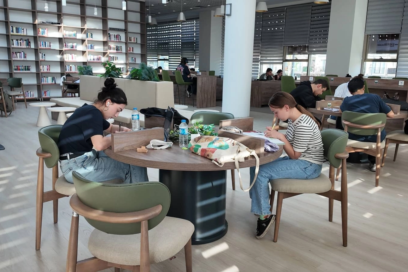 Kocaeli Büyükşehir Belediyesi, Yükseköğretim Kurumları Sınavı (YKS) ve Liselere Geçiş