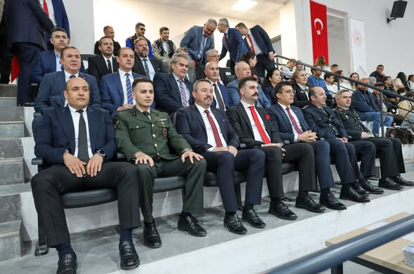 Sandıklı’da 19 Mayıs Coşkusu: Gençlik Bayramı Protokolle Kutlandı Son dakika bilgilerine göre, Erdoğan’dan Türkiye İçin “İstikrar Adası” Vurgusu: